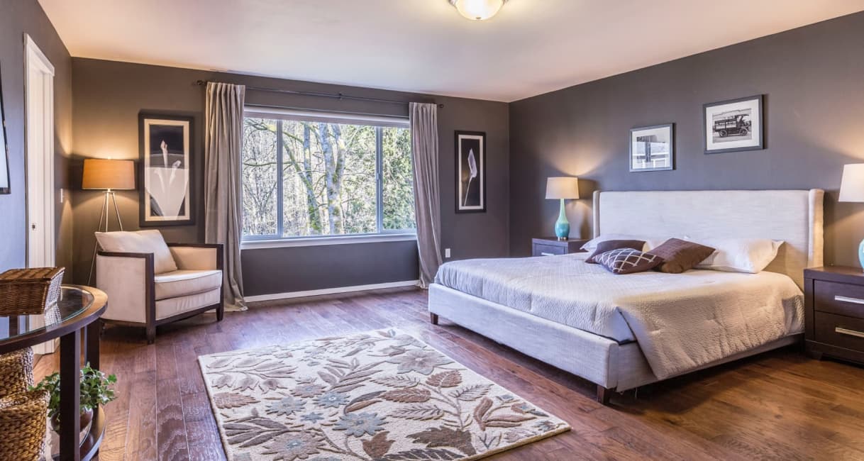Perfect location with easy access to the city. The service was quick and professional, and the 24/7 front desk support made our trip hassle-free. Will definitely visit again.